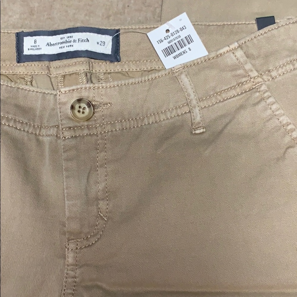 NWT khakis Abercrombie & Fitch chinos